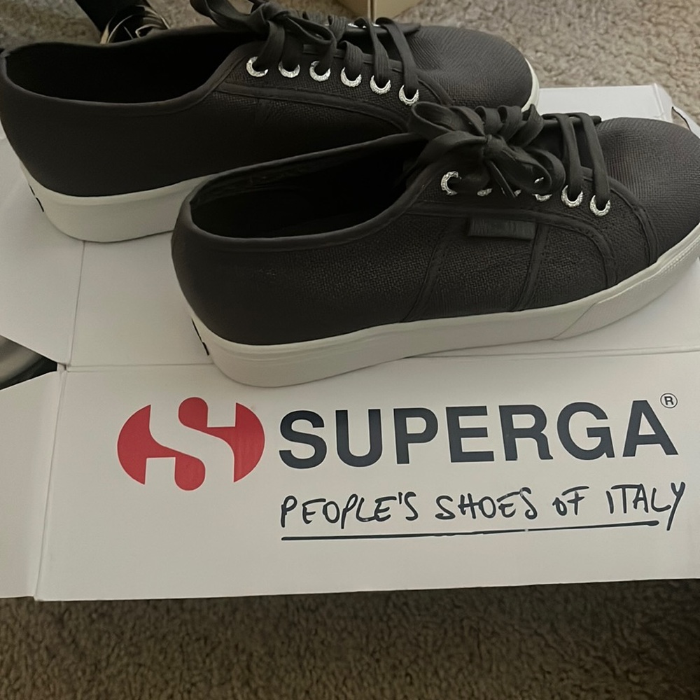 Platform Superga sneakers